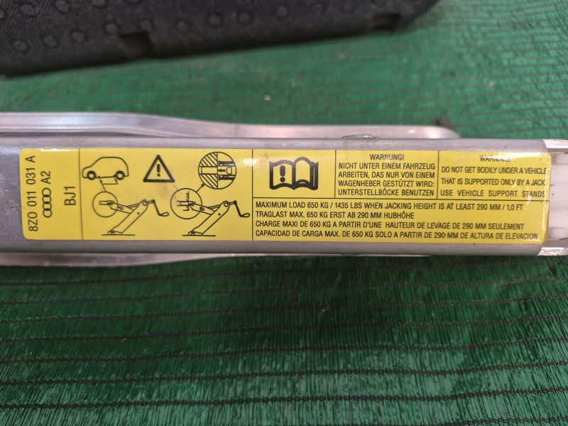 Recambio de gato para » otros... sin categoria   referencia OEM IAM 8Z0011031A 8Z0011031A 8Z0011031A